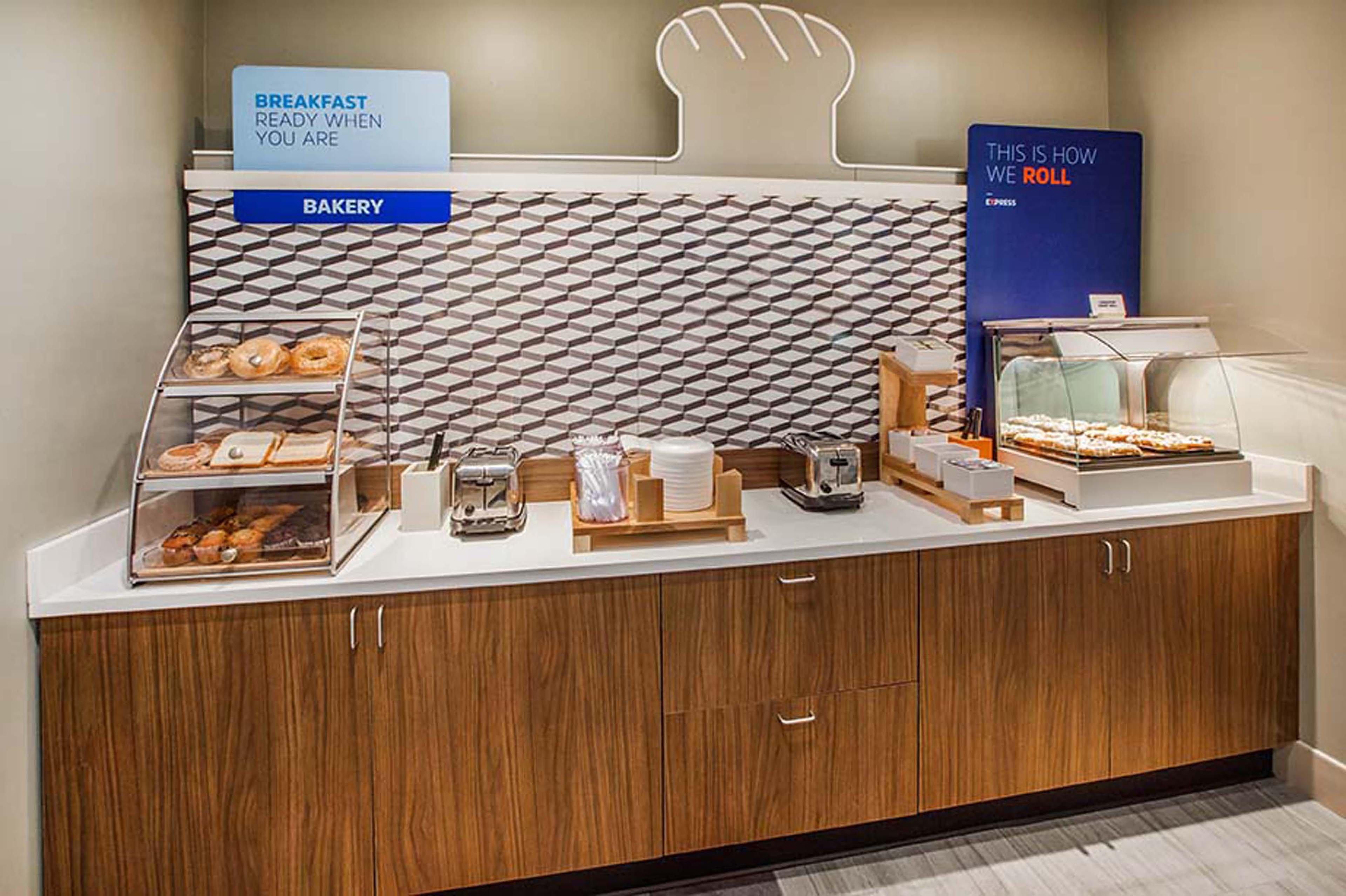 Holiday Inn Express & Suites - Plano - The Colony By Ihg Extérieur photo